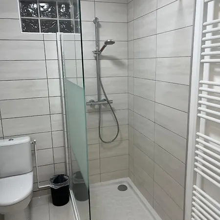 Le Nid Des Thermes , Parking Апартаменты *