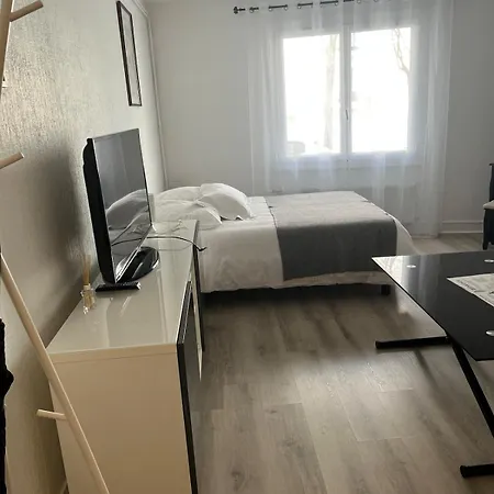 Le Nid Des Thermes , Parking *