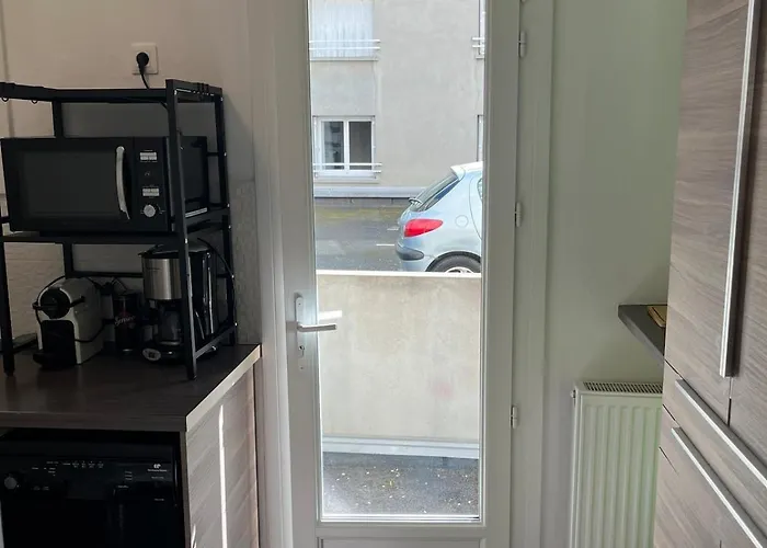 Le Nid Des Thermes , Parking * Виши